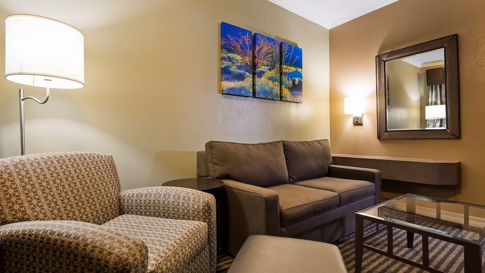 Signature Room - Photo 2