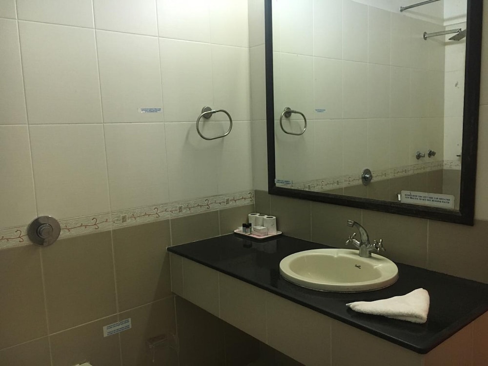 Standard Room - Photo 18