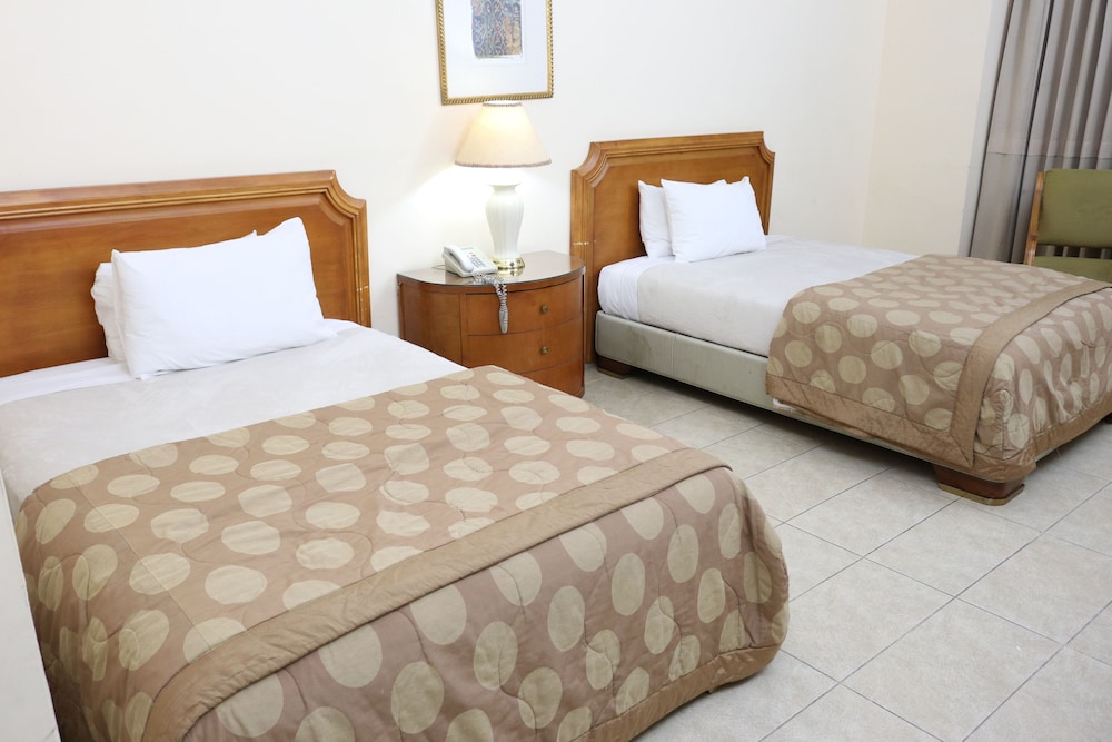 Room, 2 Double Beds, Non Smoking, City View (Exterior View) - Photo 8