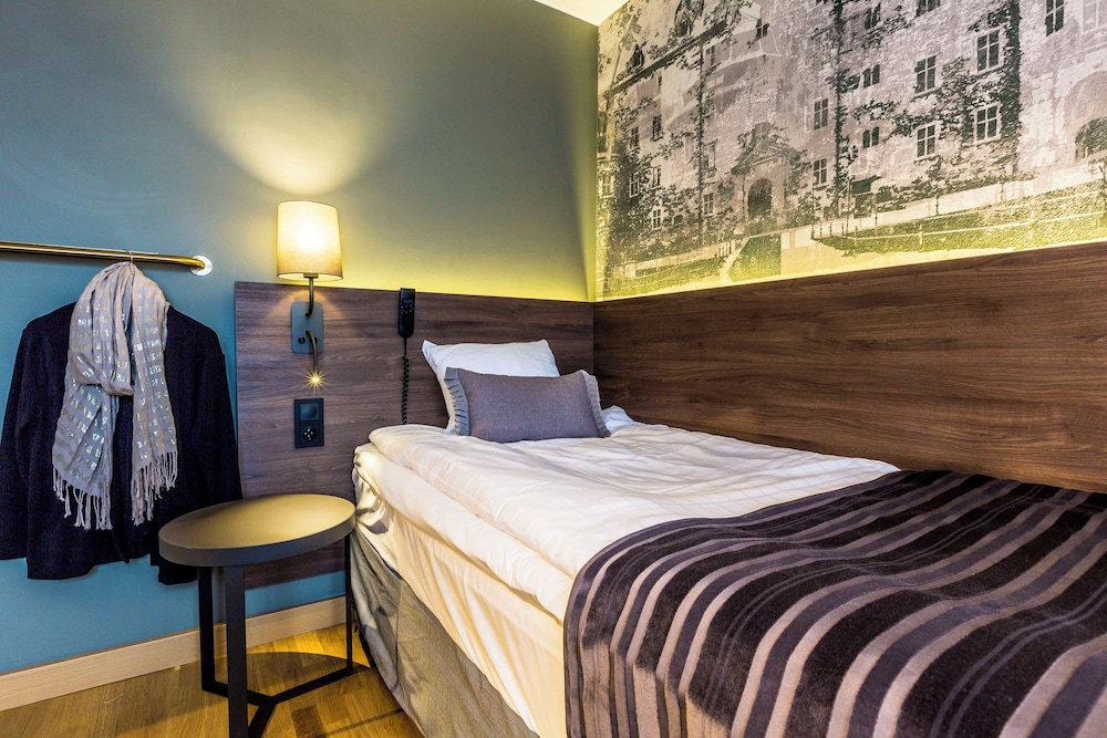 Single Room - Photo 1