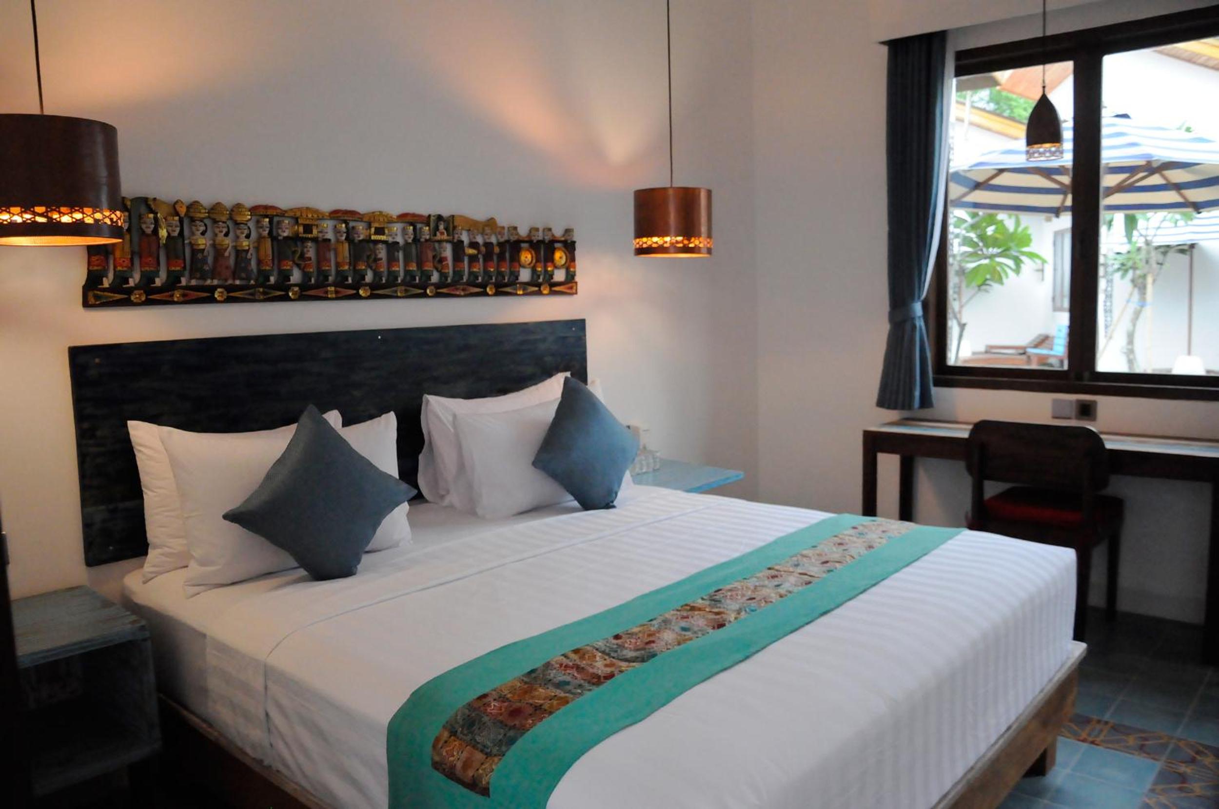 Double Room with Pool View