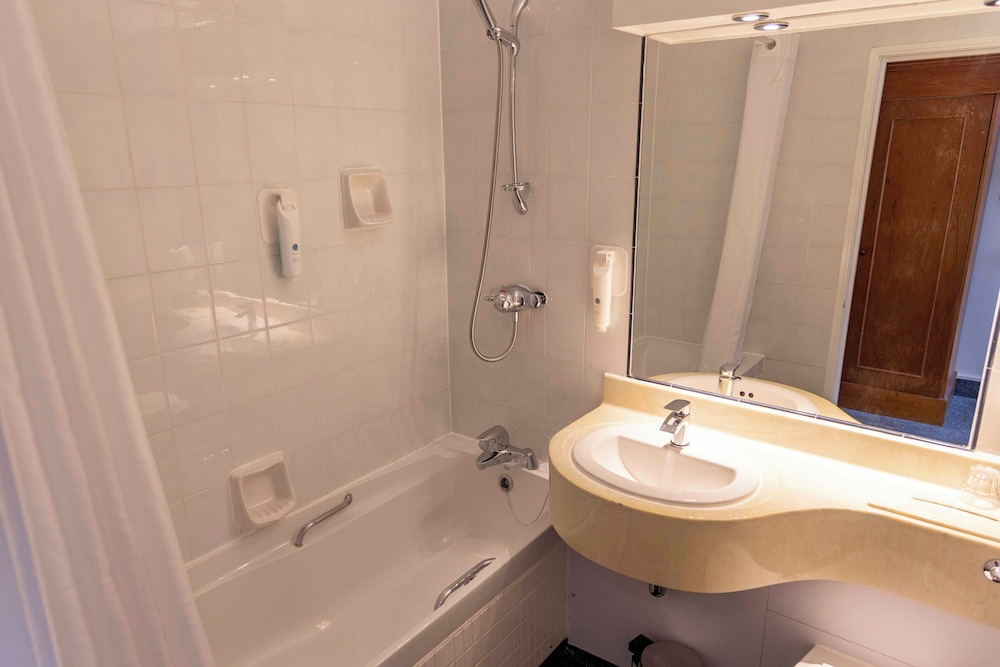 Double Room - Photo 26