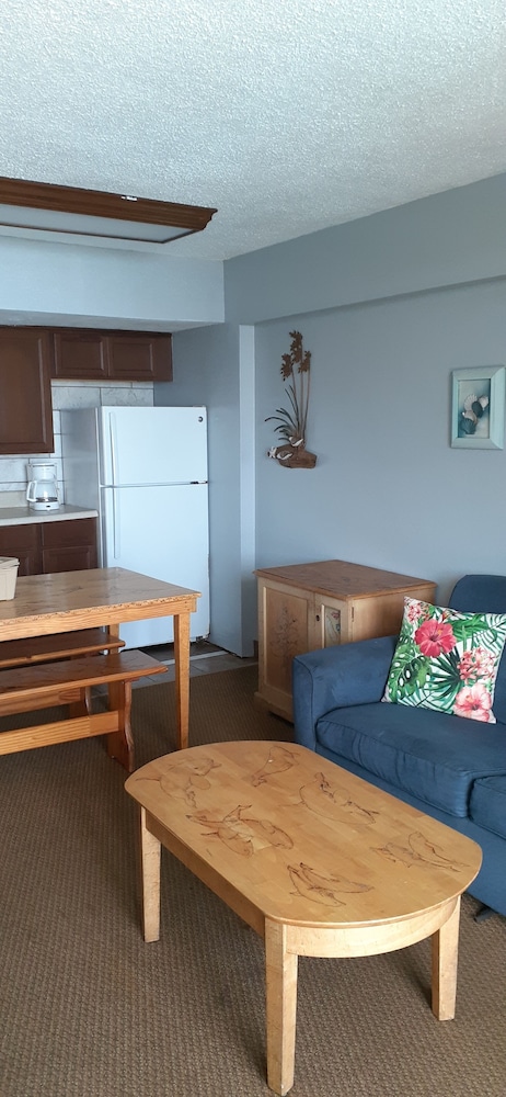 Suite, 1 Bedroom, Oceanfront photo 1