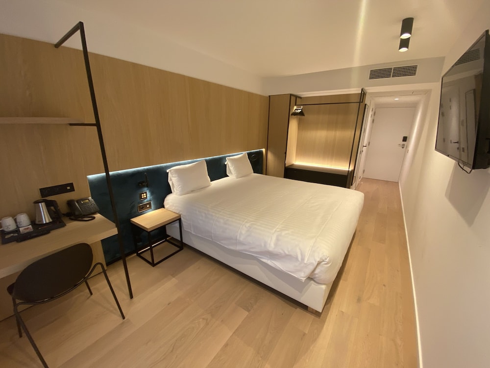 Deluxe Double Room - Photo 1
