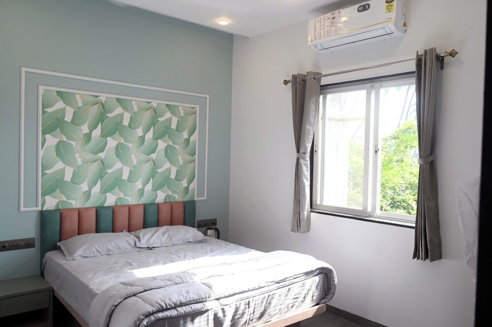 Classic Room, Balcony