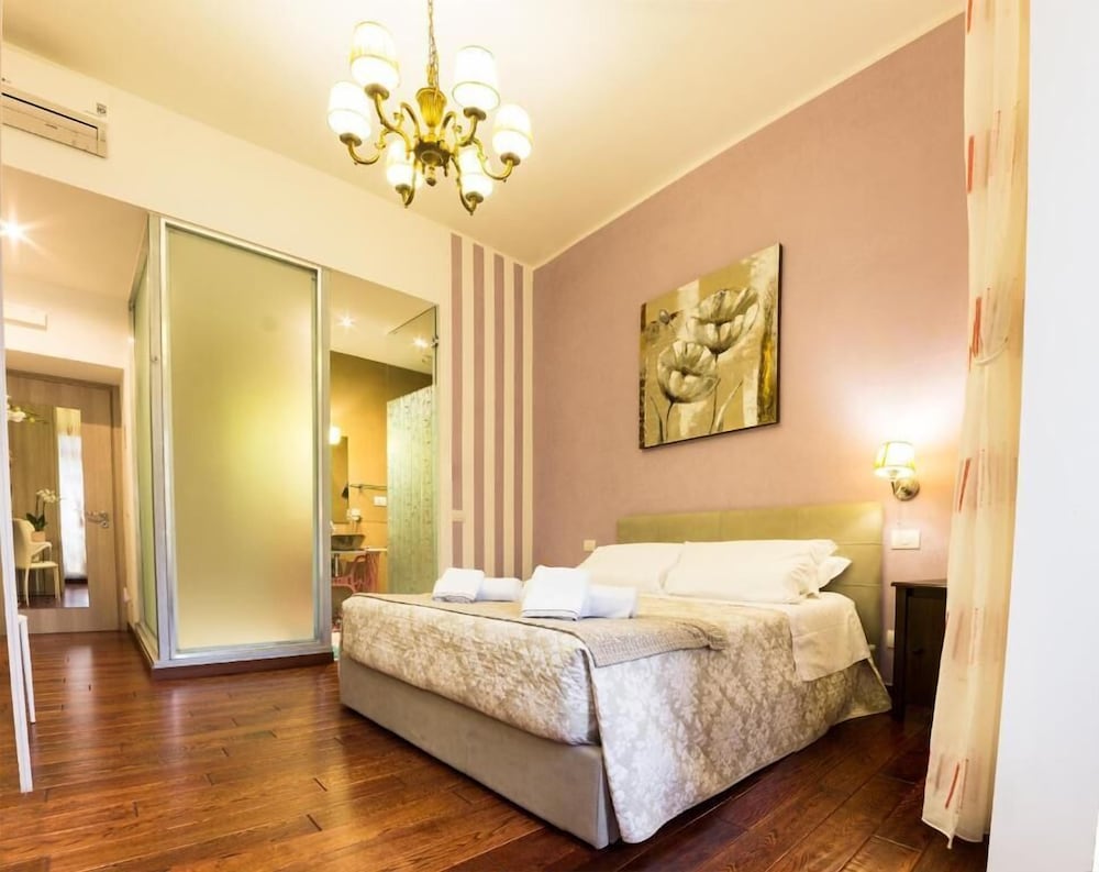 Triple Room, City View