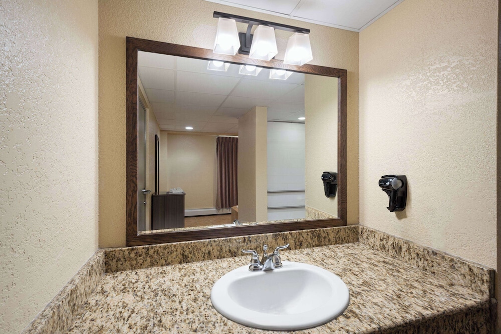 Studio Suite, 2 Queen Beds, Accessible, Non Smoking - Photo 2