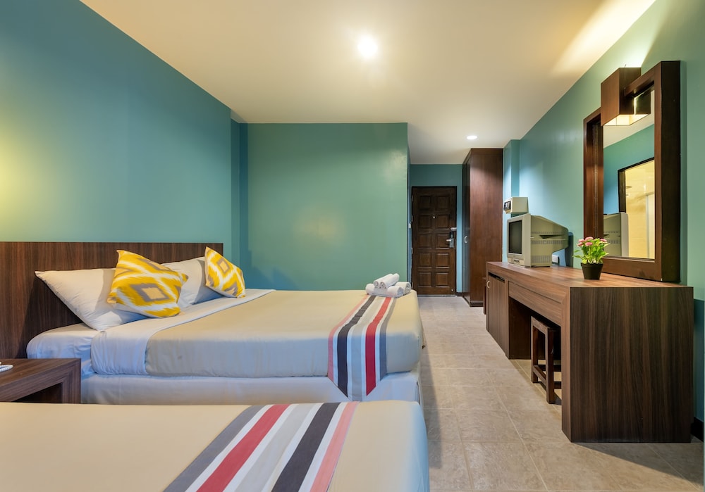 Superior Triple Room photo 3