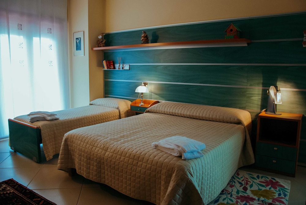 Triple Room, Terrace photo 1