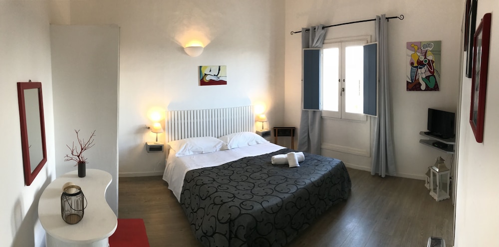 Exclusive Apartment, 1 Bedroom, Ocean View photo 3