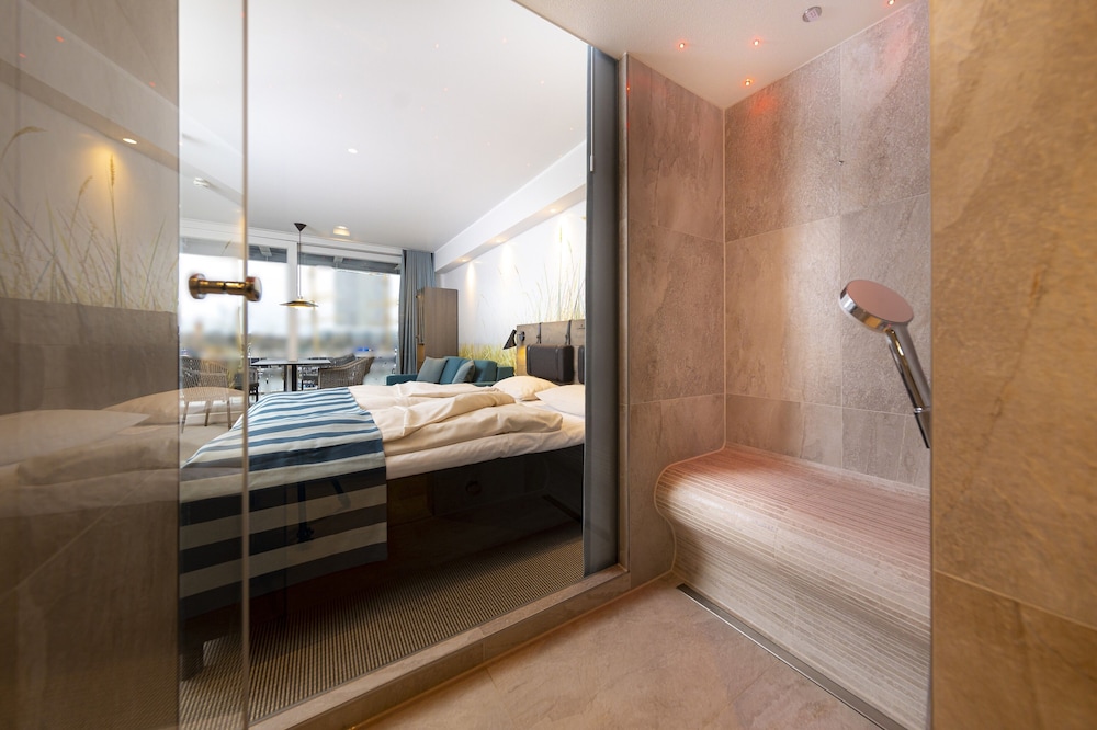 Superior Double Room, Balcony, Ocean View photo 2