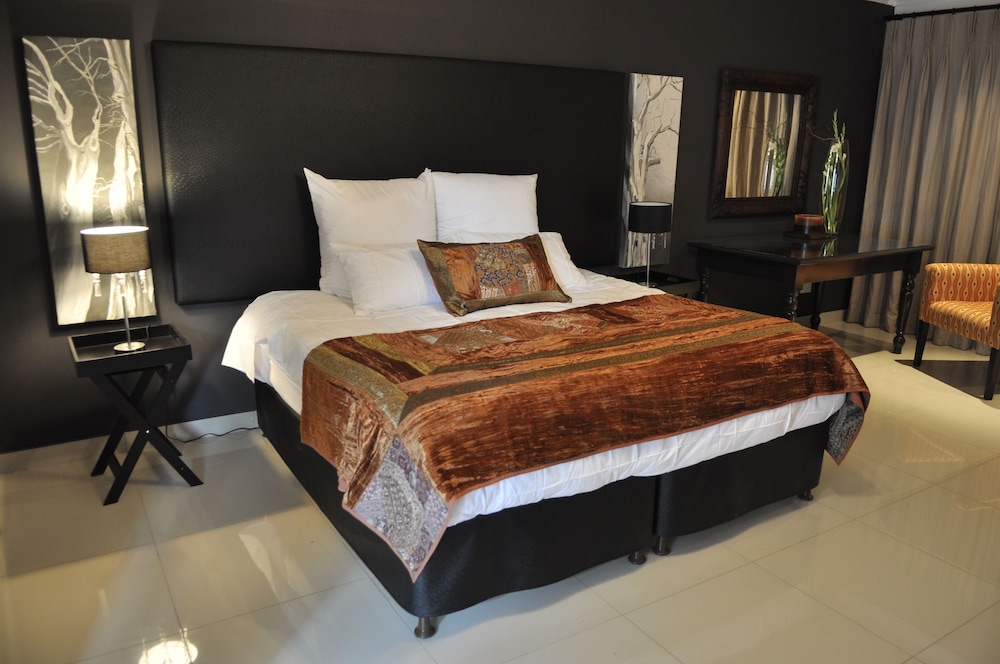 Executive Quadruple Room photo 1