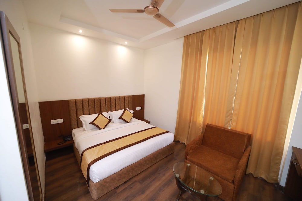 Superior Room - Photo 15