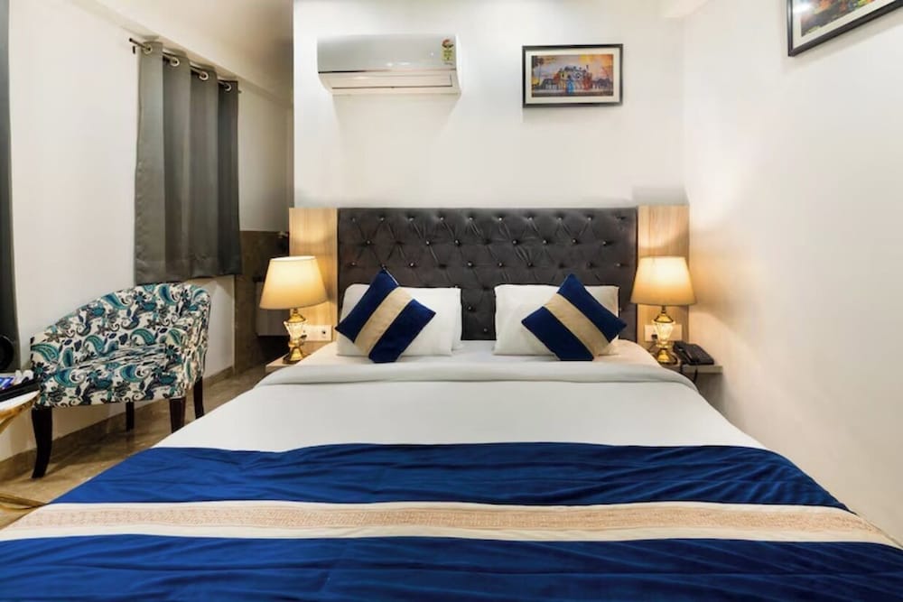 Deluxe Double Room, City View
