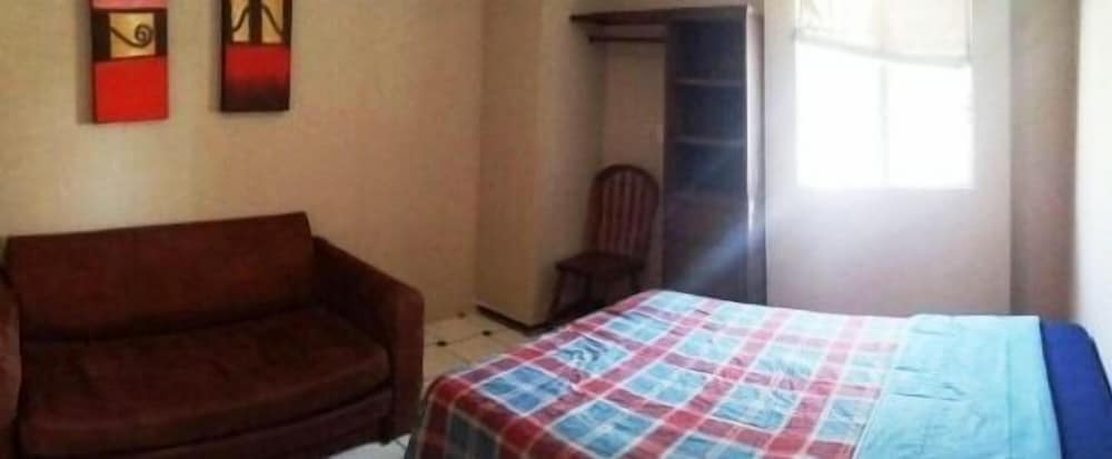 Basic Condo, 2 Bedrooms