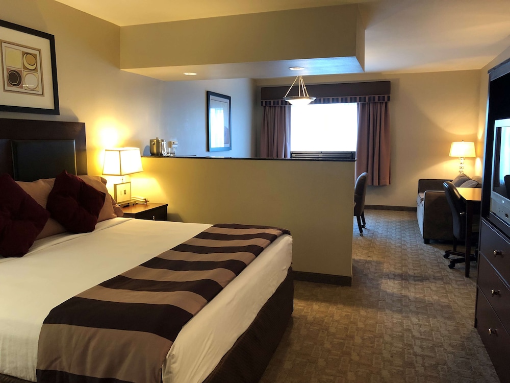 Junior Suite, 1 King Bed - Photo 4