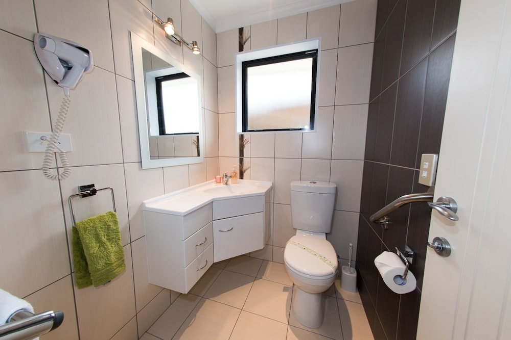 Double Room, 1 Queen Bed, Accessible, Ensuite photo 3