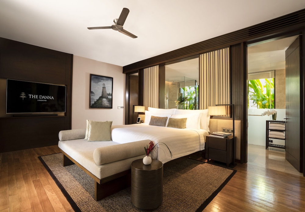 Princess Beach Villa with Private Pool - Photo 5