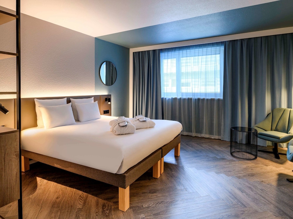 Suite, 1 Double Bed - Photo 8