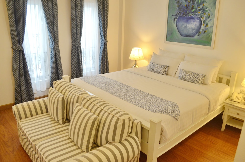Premium Deluxe 1 King, High Floor - Photo 2