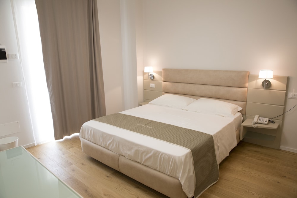 Deluxe Double Room, Terrace photo 3