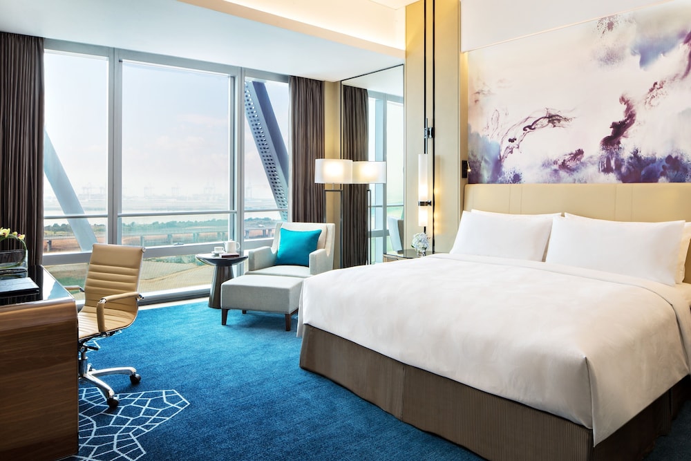 Executive Room, 1 King Bed, Bay View