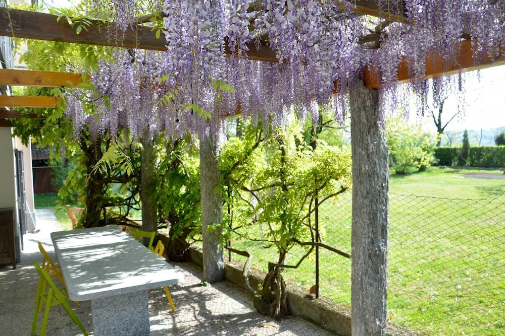 Villa photo 3