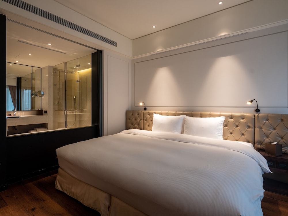 Winery Deluxe Room