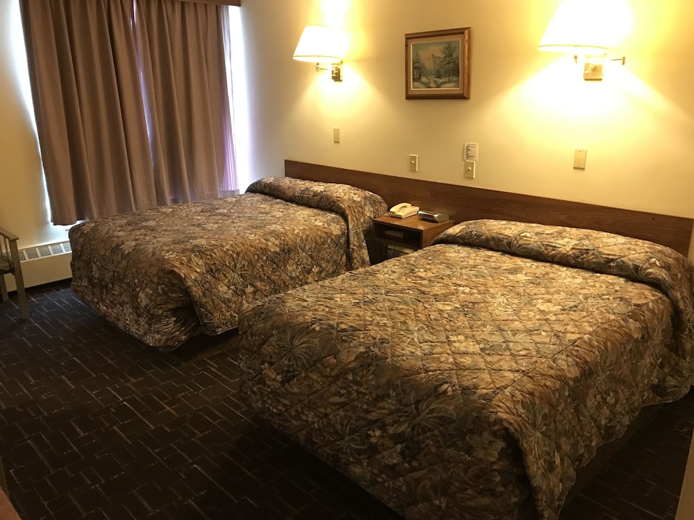 Standard Room, 2 Double Beds, Smoking photo 1