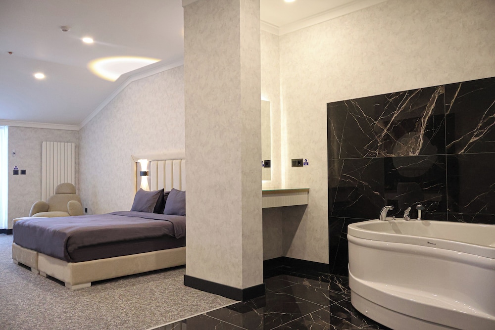 Luxury Room photo 1