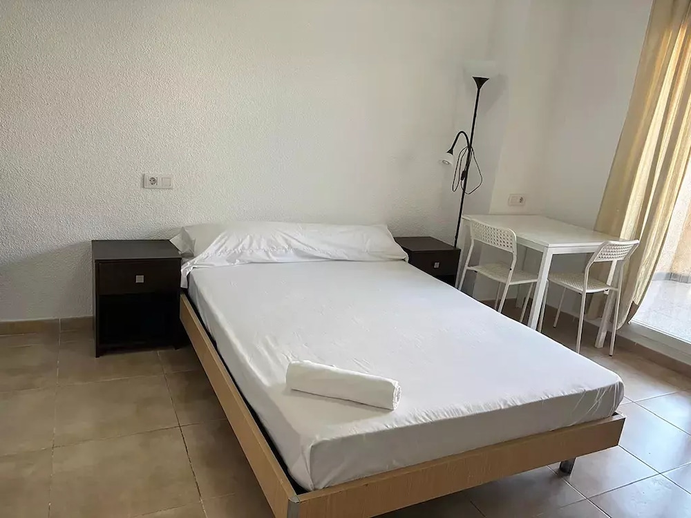 Basic Studio, 1 Double Bed