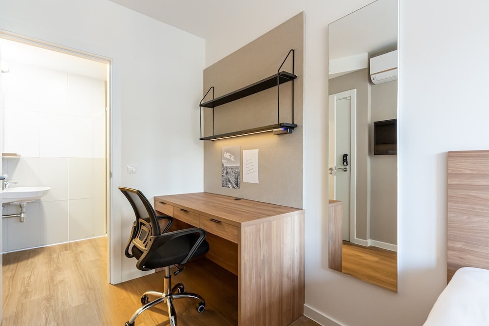 Standard Apartment, Ensuite photo 2