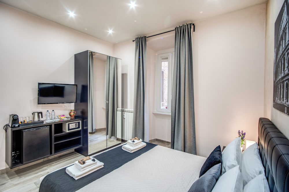 Premium Double Room photo 2