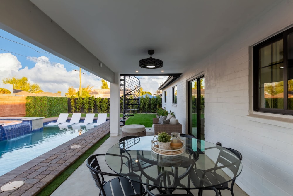 NY Sundancer Oasis Gamle By Pool Spa Tagterrasse, Billede 32