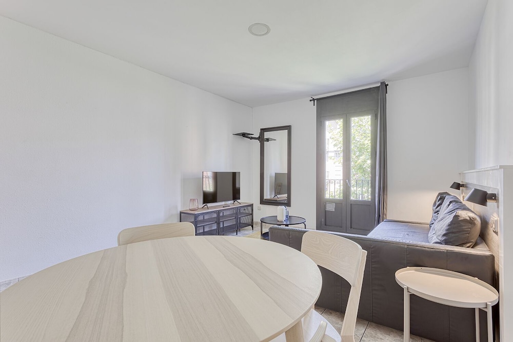Apartment, City View photo 3