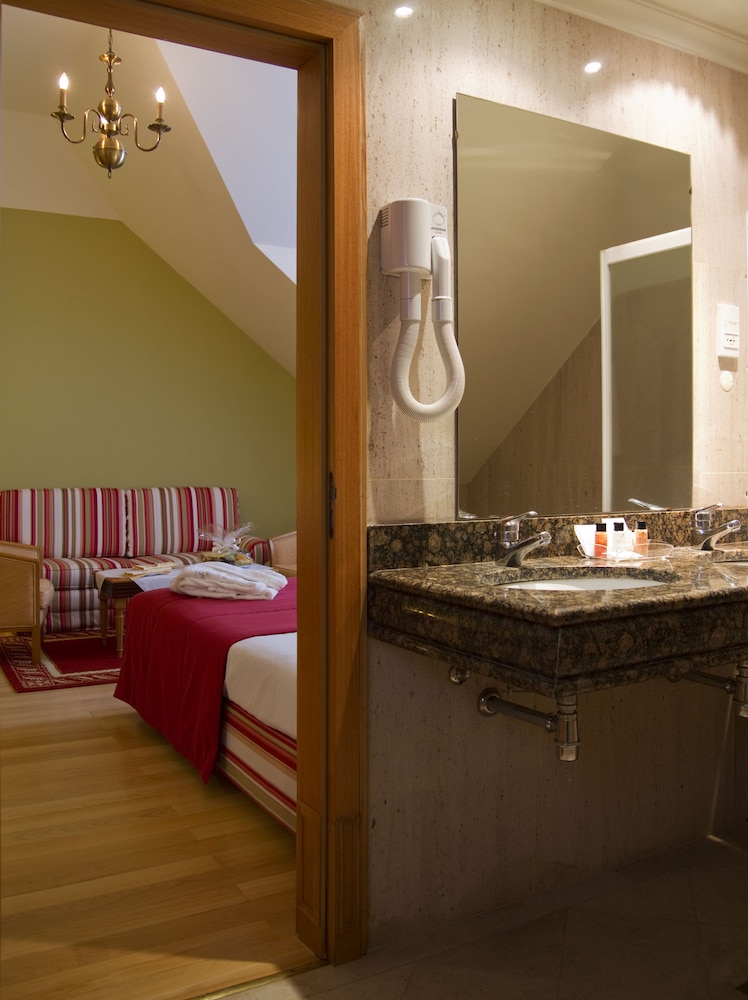 Double or Twin Room photo 1