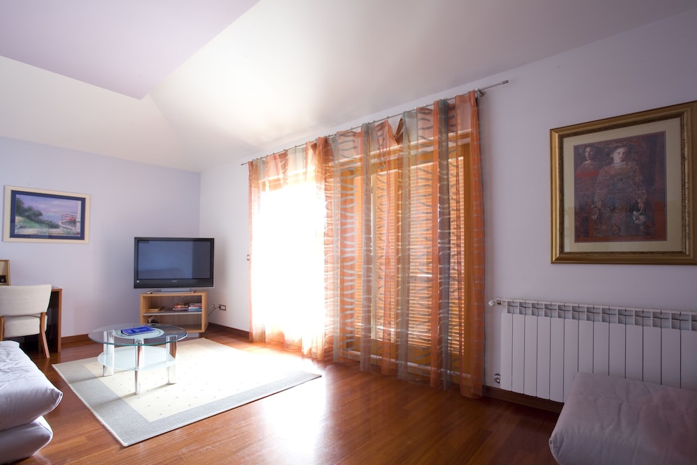 Presidential Suite, Terrace, Sea View (Jakuzzi) photo 3