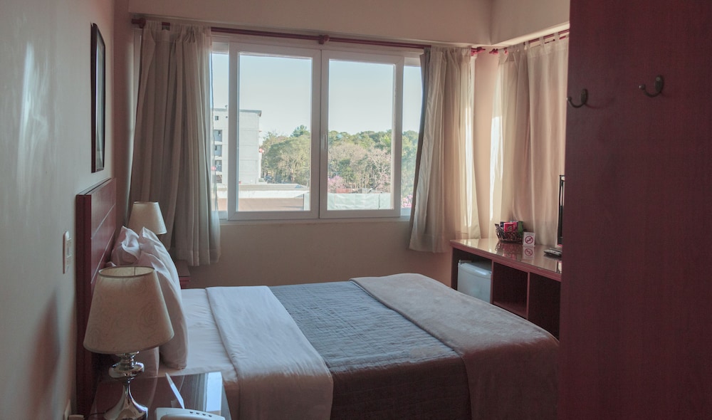 Premium Room, 1 Queen Bed photo 1