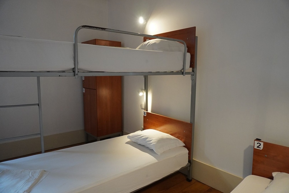 Basic Room, Men only photo 1