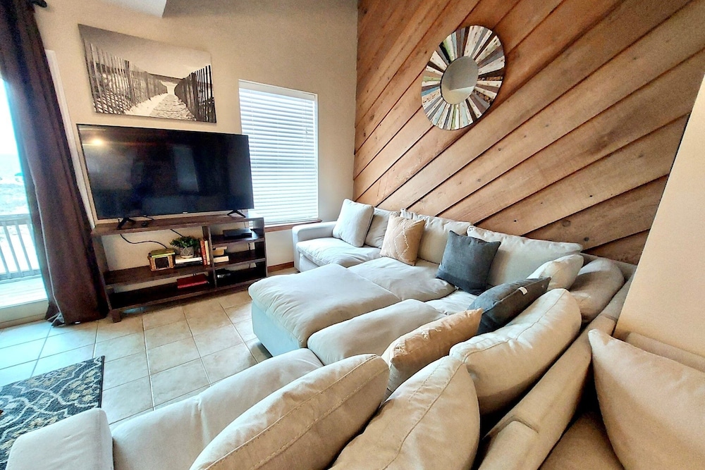 Townhome, 3 Bedrooms