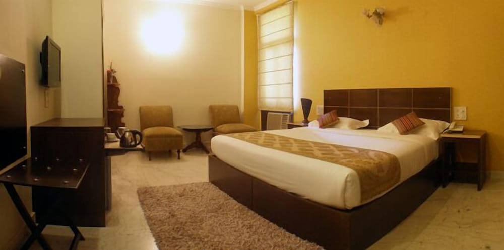Deluxe Room - Photo 7