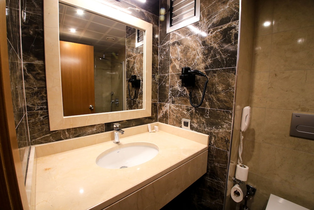 Deluxe Twin Room photo 2