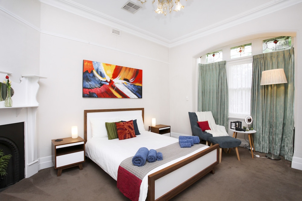 The Esplanade Premium Queen Room photo 1
