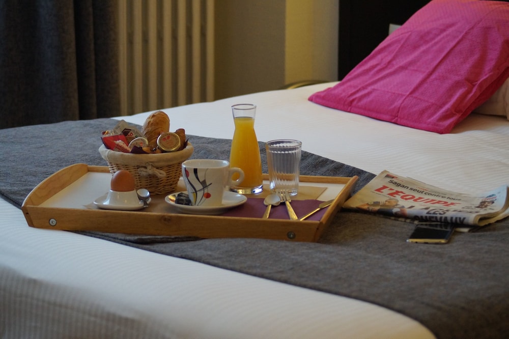 Room, Multiple Beds - Photo 6