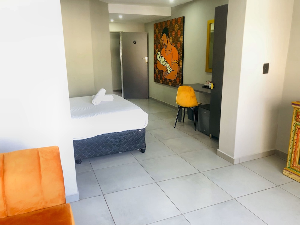 Standard Twin Room, 2 Twin Beds - Photo 68