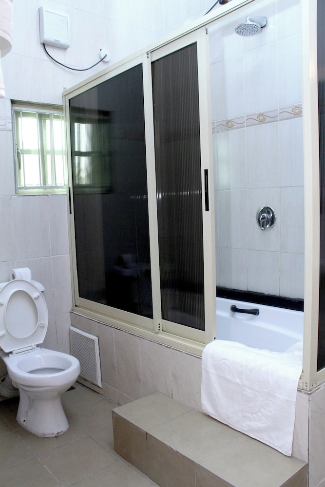Deluxe Room, Balcony, City View photo 3