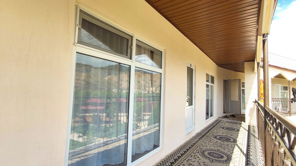 Junior Apartment, 2 Bedrooms, Balcony, Mountain View photo 3