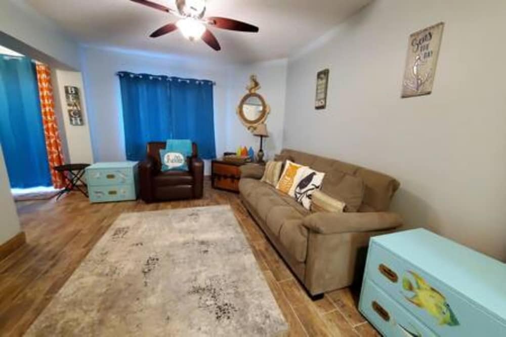 Apartment photo 1