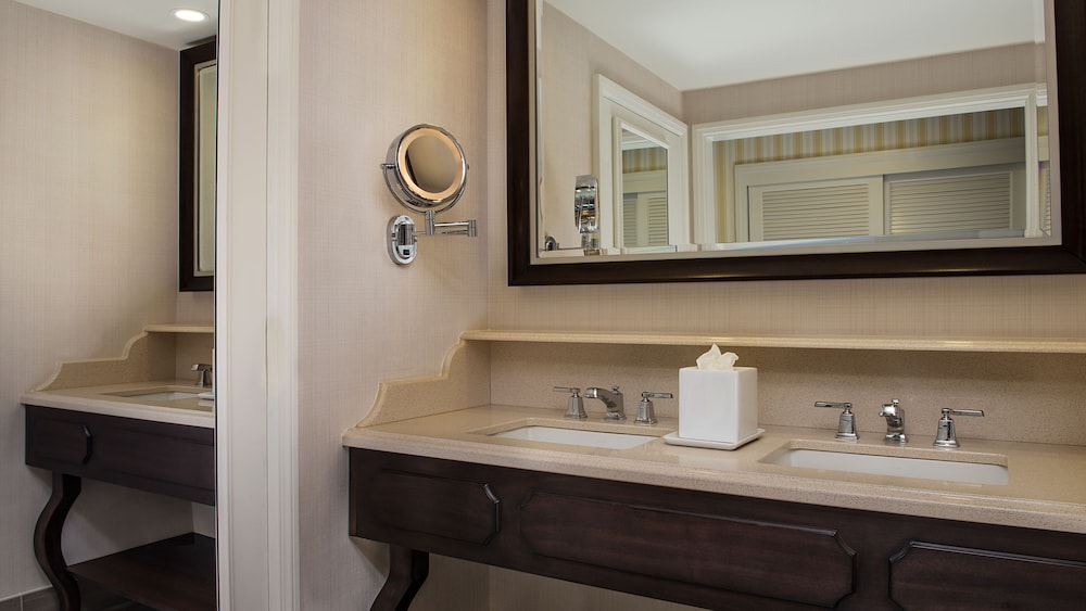 Room (Standard View) - Photo 12