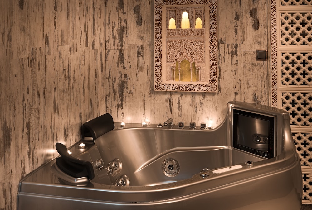 Suite, Terrace (Casablanca Sensual)